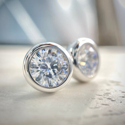 Signature Round Bezel Studs