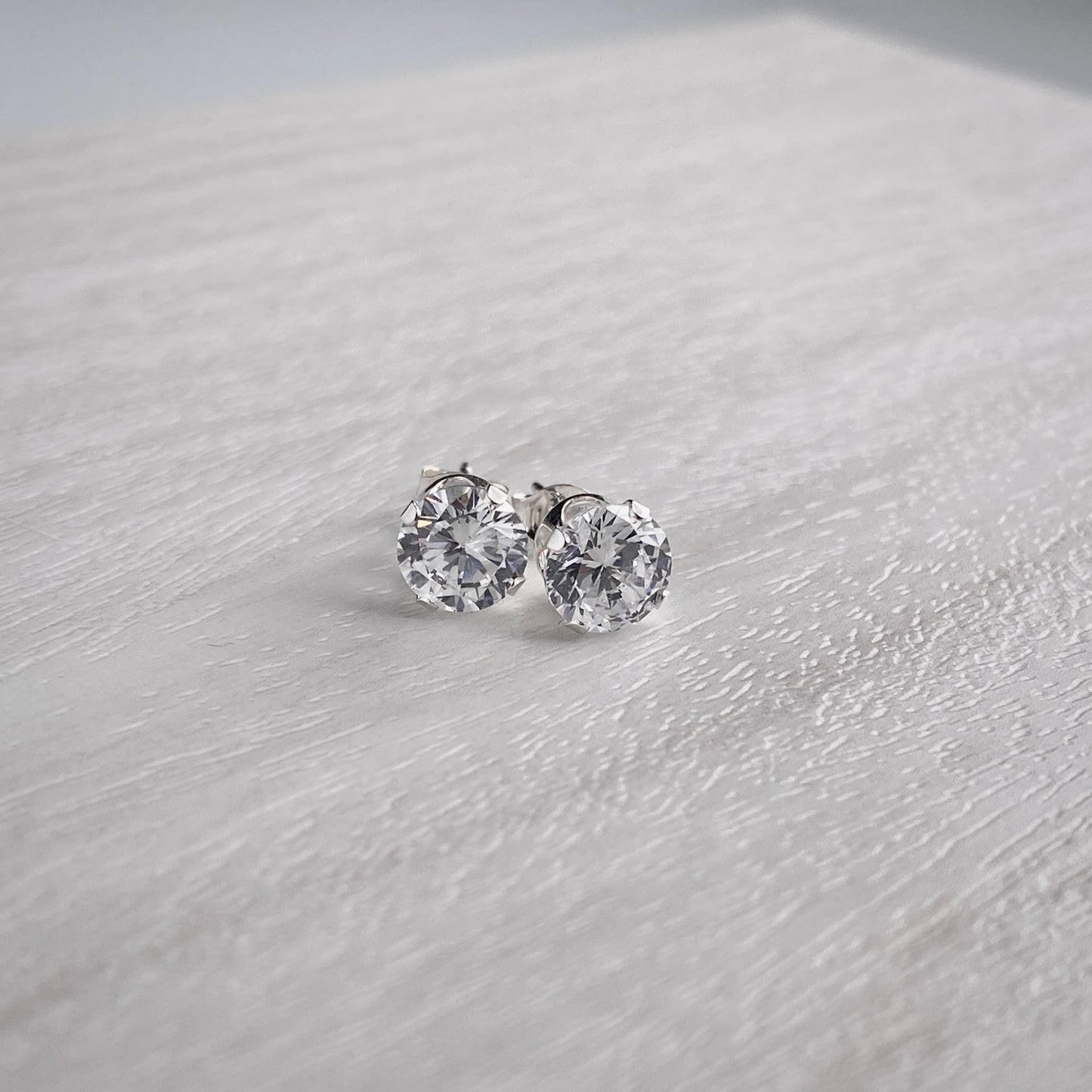 Round Cubic Zirconia Studs